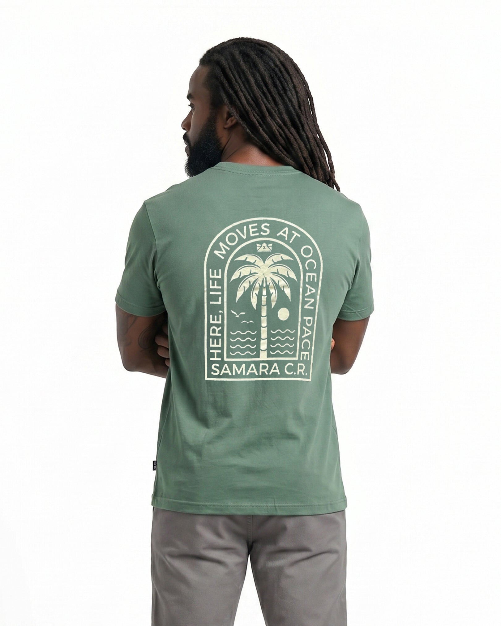Samara Here - Camiseta