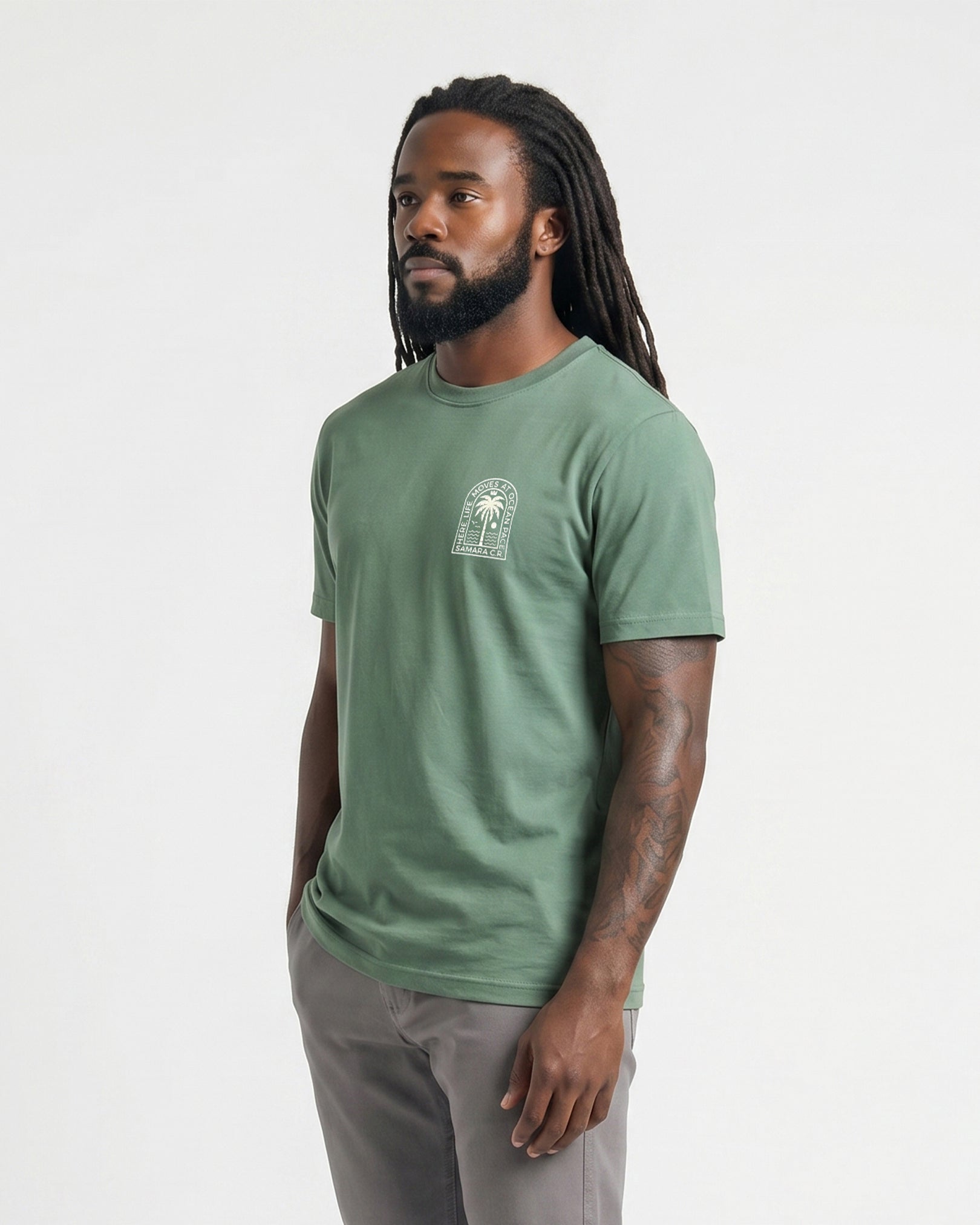 Samara Here - Camiseta
