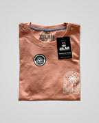 Samara Here - Camiseta